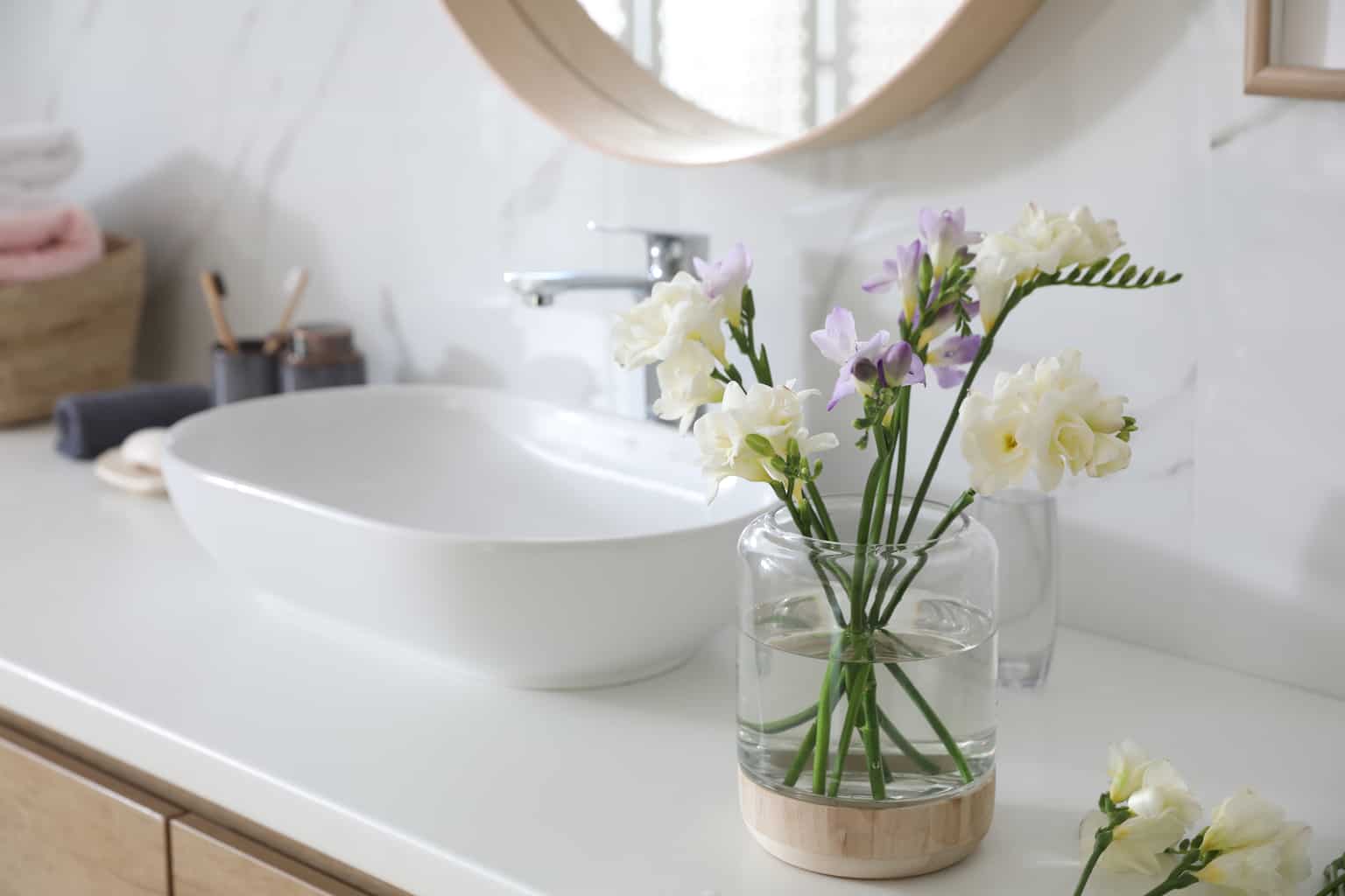 18 Unique Ways to Decorate a Bathroom Counter   Interiors Place