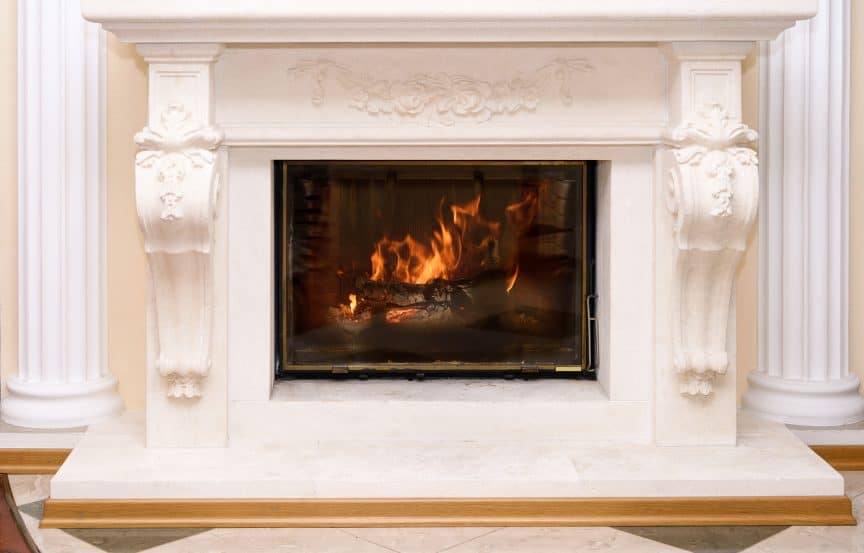 Gas Fireplace with Logs