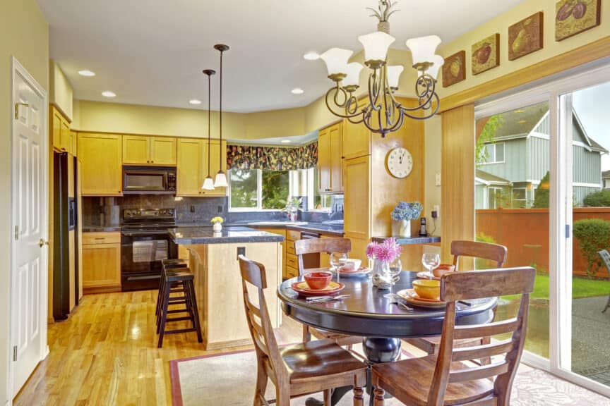 Pendant Lights and Chandelier