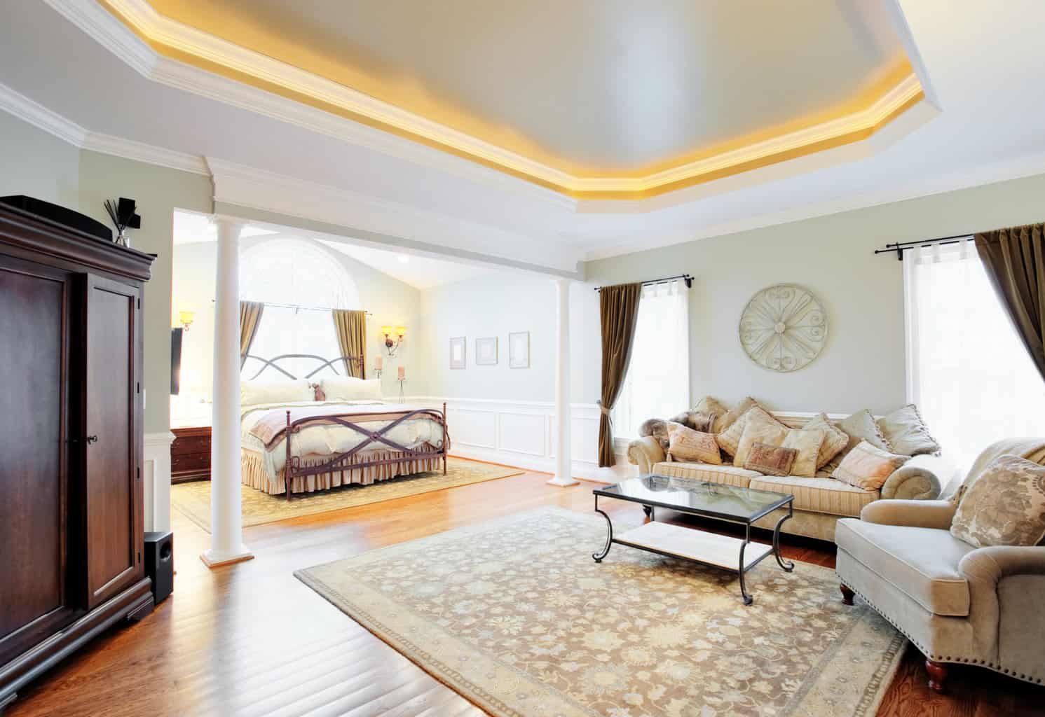 How To Make Any Room Look Less Empty (Easy Ways)